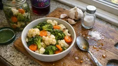 Kütür kütür brokoli turşusu: kaynar suyla kavanozda, 1 haftada hazır ev yapımı tarif