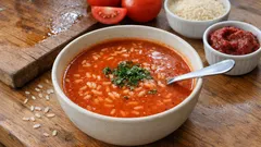 Pirinçli domates çorbası: kıvamı kolay tutan, doyurucu ev usulü tarif