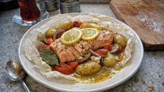 Kağıtta somon tarifi: Sebzeleriyle birlikte fırında, kurumadan lokum gibi