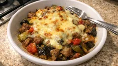 Fırında Elbistan Tava: et ve sebze aynı kapta pişiyor, üstü kaşarla kızarıyor