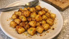 Fırın beklemeden: Tavada baharatlı patates kızartması tam kıvamında nasıl yapılır?