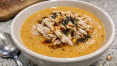 Tavuklu İpek Çorbası: kırmızı mercimekle sütlü, pürüzsüz kıvamı tutturmanın yolu