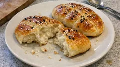 Evde pastane pidesi: puf puf kabaran, yumuşacık tepsi pidesi tarifi