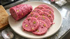 Ev Yapımı Tavuk Salam: jelatinle kalıpta kolayca hazırlanan tostluk dilim tarif