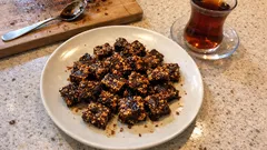 İki malzemeyle çıtır Samsıra: susam ve pekmezin nefis buluşması