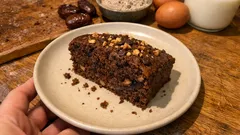 İlave şeker yok: Hurmalı karabuğday unlu, yumuşacık glutensiz kek tarifi